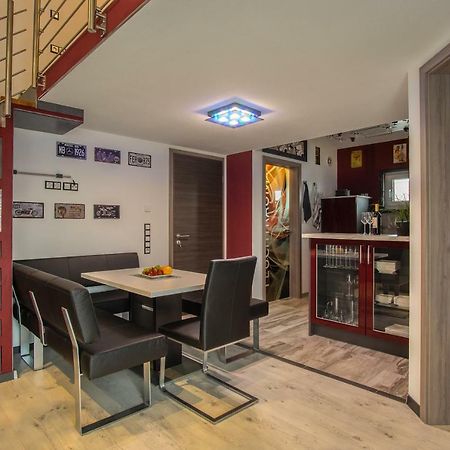 Bodensee-Fewo Modernes & Top-Ausgestattetes Appartement Incl Netflix, Fahrradgarage Ульдинген-Мюльхофен Экстерьер фото