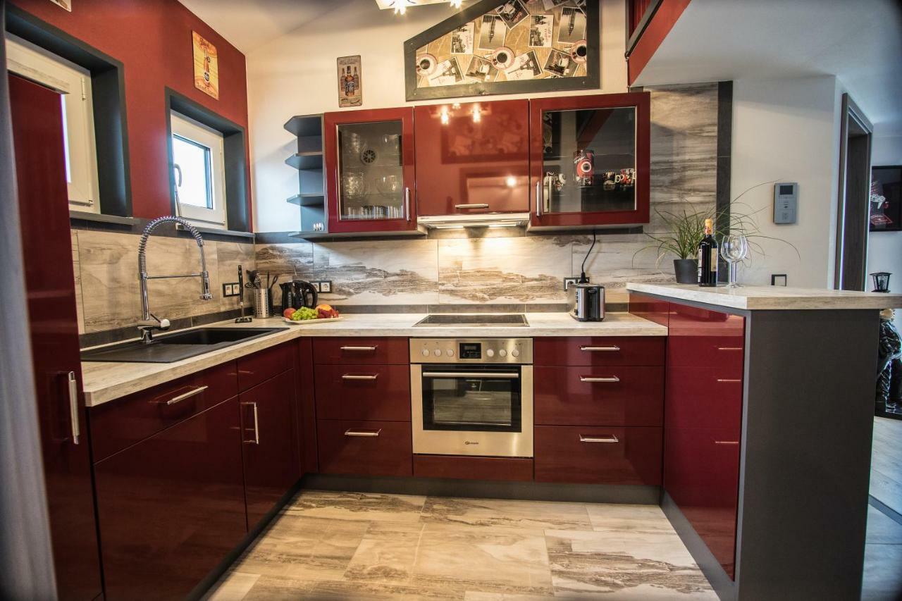 Bodensee-Fewo Modernes & Top-Ausgestattetes Appartement Incl Netflix, Fahrradgarage Ульдинген-Мюльхофен Экстерьер фото