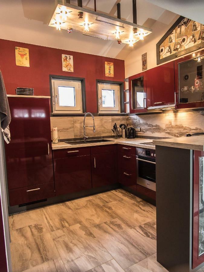 Bodensee-Fewo Modernes & Top-Ausgestattetes Appartement Incl Netflix, Fahrradgarage Ульдинген-Мюльхофен Экстерьер фото